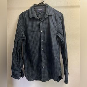 American eagle black and blue plaid button down